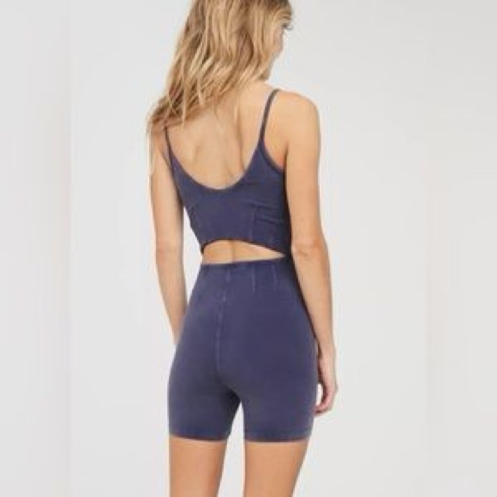 OFFLINE by Aerie Real Me Cut-Out Romper Faded Black Athletic Bodysuit Large - Picture 7 of 7